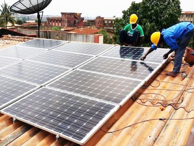 Technicians-installing-sola